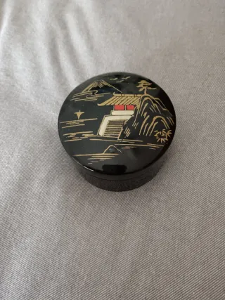 Caja Vintage Lacada con 6 Posavasos