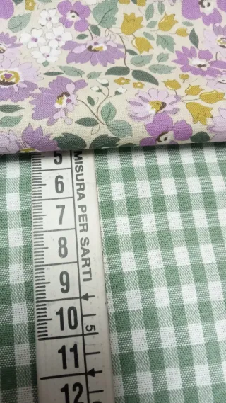 Dos retales medidas 0,50  centímetrs pr 1,45 metro