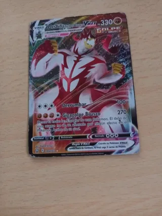 Carta Pokémon Urshifu Golpe Brusco VMAX 330