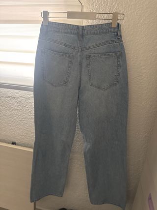 Pantalón vaquero Bershka con brillos