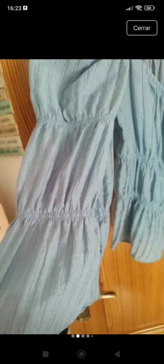 Blusita manga larga abullonada