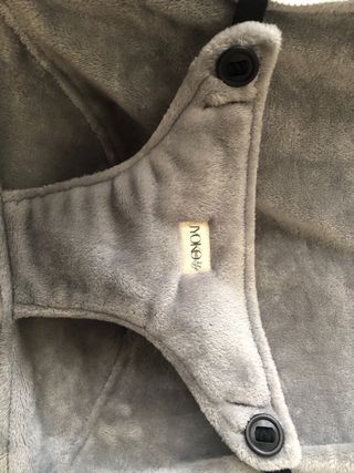 Hamaca Babybjorn con funda saco gris