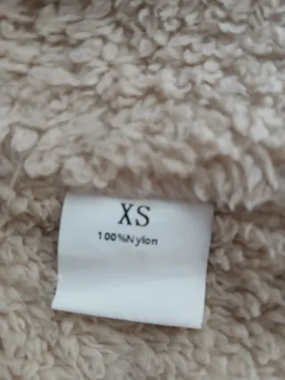 Cazadora acolchada negra mujer