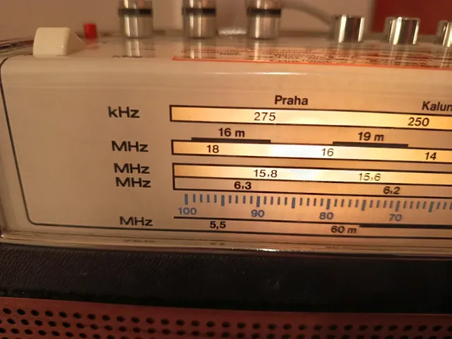 Radio ITT Schaub Lorenz Touring Internacional