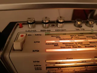 Radio ITT Schaub Lorenz Touring Internacional