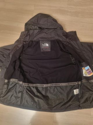 Chubasquero The North Face Negro