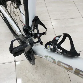 Bicicleta de carretera Orbea blanca