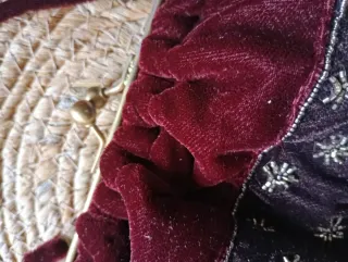 Bolso de mano bordado Zara