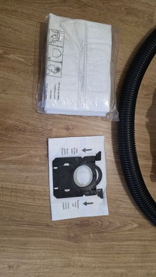 Aspiradora AEG VX 8.2 con bolsa