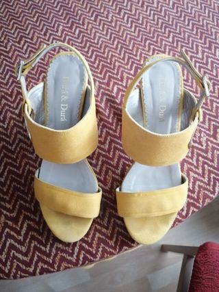 Sandalias Dura & Durá ante Talla 38