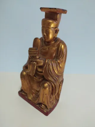 Buda Japonés sentado madera dorada