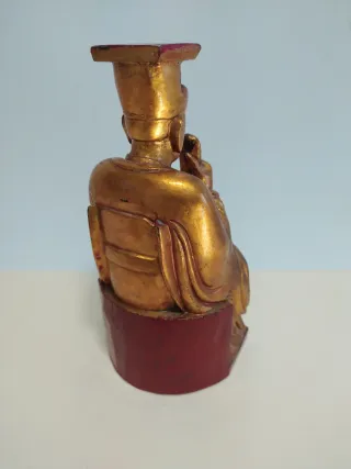 Buda Japonés sentado madera dorada