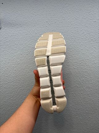 Zapatillas On Mujer Rosa y Beige