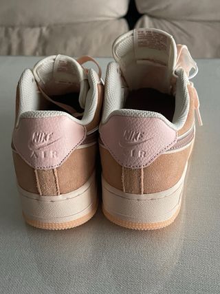 Nike Air Force 1 Beige y Rosa