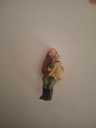 Figura Lemax sentada