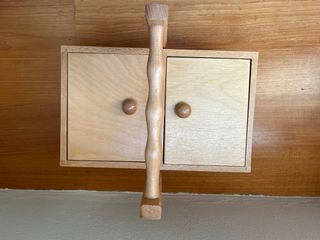 Cestino portacucito a scaletta in legno