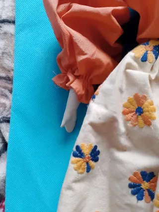 Bambola vintage porcellana e stoffa