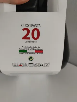 Pentola con coperchio