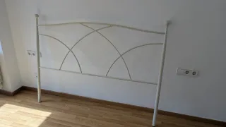 Cabezal de cama metálico blanco