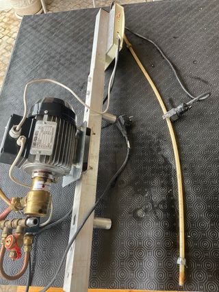 Bomba de água elétrica