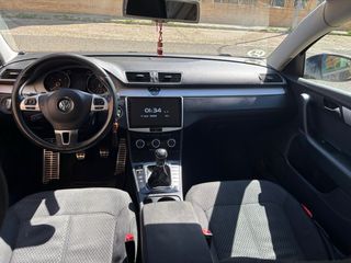 Volkswagen Passat 2013