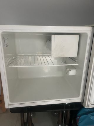 Nevera pequeña Zanussi