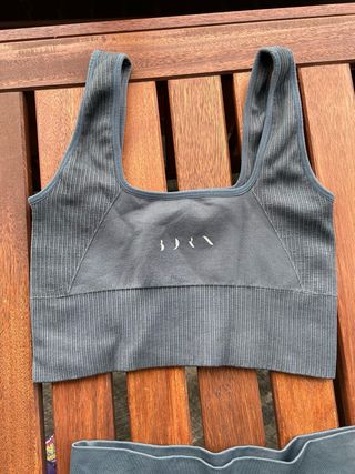 Conjunto de yoga Born