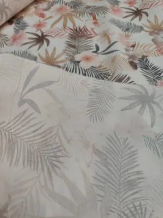 Tela estampada floral tropical
