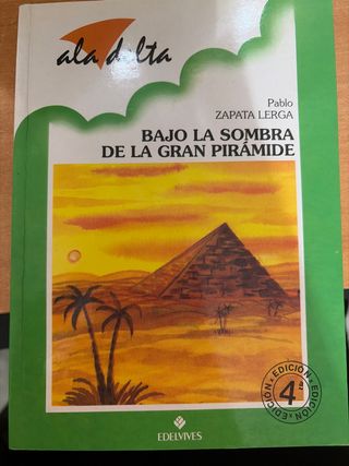 Bajo la sombra de la Gran Pirámide