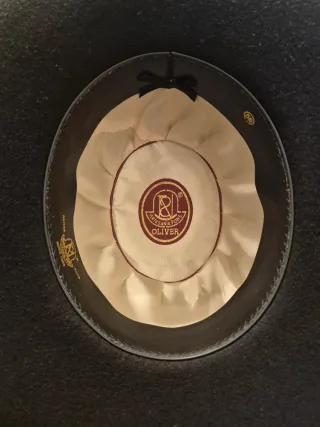 Sombrero indumentaria tradicional