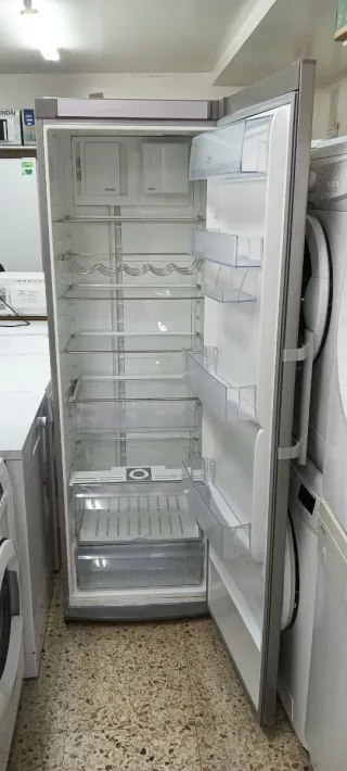 NEVERA ELECTROLUX DE UNA PUERTA NO FROST ENERGÍA A