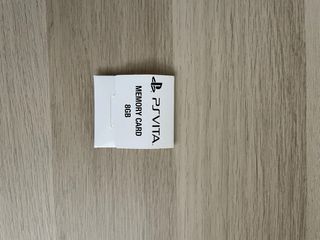 Ps Vita + 3 Giochi + Scheda 8GB + Scatola + Custodia