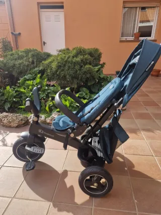 Triciclo KinderKraft Evolutivo