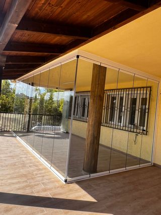 Cerramiento Cortinas de Cristal Proftek.