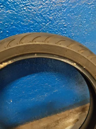 Neumático de moto Michelin 100/80 17