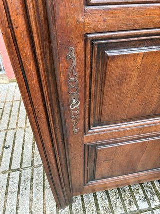 Antiguo armario francés de roble
