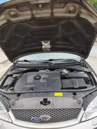Ford Mondeo TDCI Guia 2.0-2003
