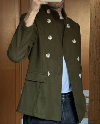 Chaqueta verde militar botones