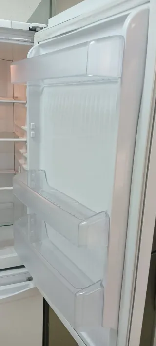 Nevera blanca Ansonic