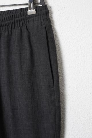 Pantalón gris estilo Easy Wear