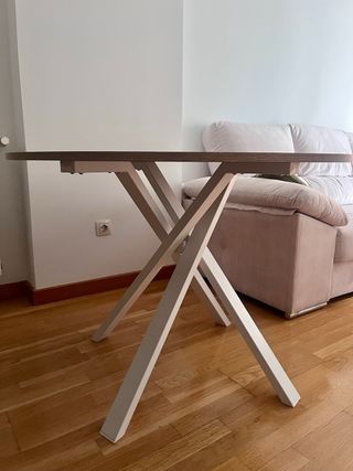 Mesa redonda madera y metal