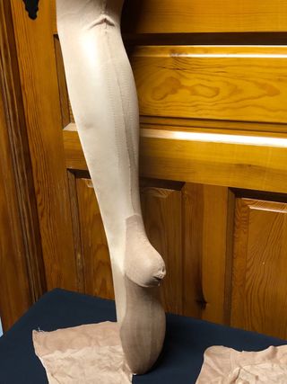 Medias vintage costura liguero beige