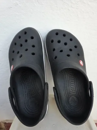 Crocs niño J5 negro