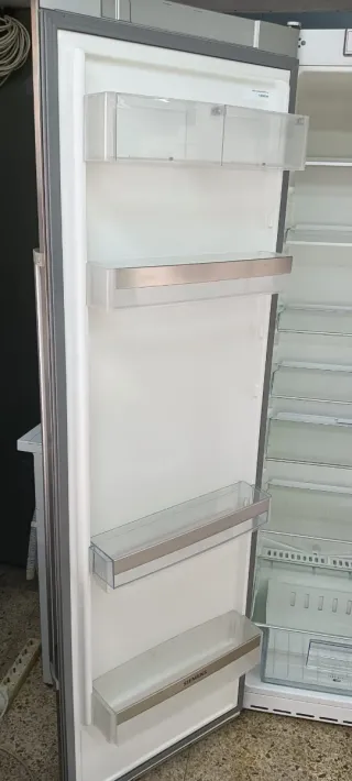 NEVERA SIEMENS DE UNA PUERTA NO FROST ENERGÍA A+