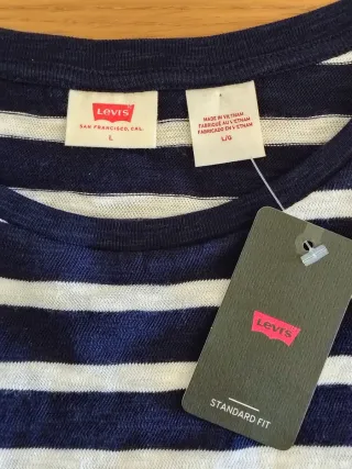 Camiseta Levi's para mujer