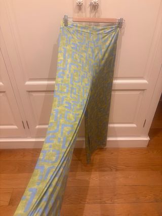 Conjunto de pantalón y blusa estampado