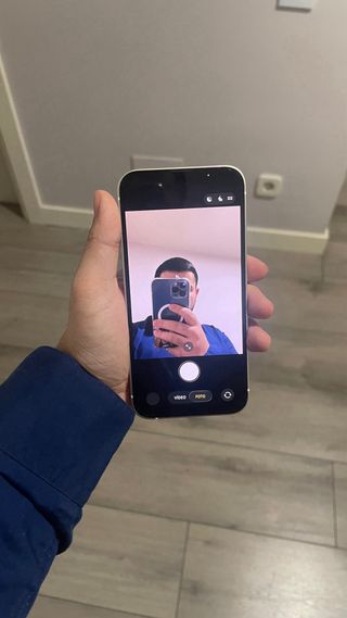 iPhone 13 128GB Blanco - Batería 87%