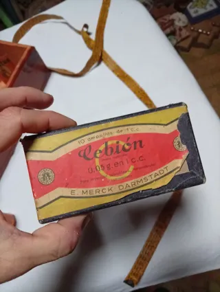 Botellitas antiguas de farmacia