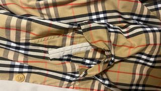 Gabardina Burberry Beige Mujer