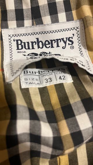 Gabardina Burberry Beige Mujer